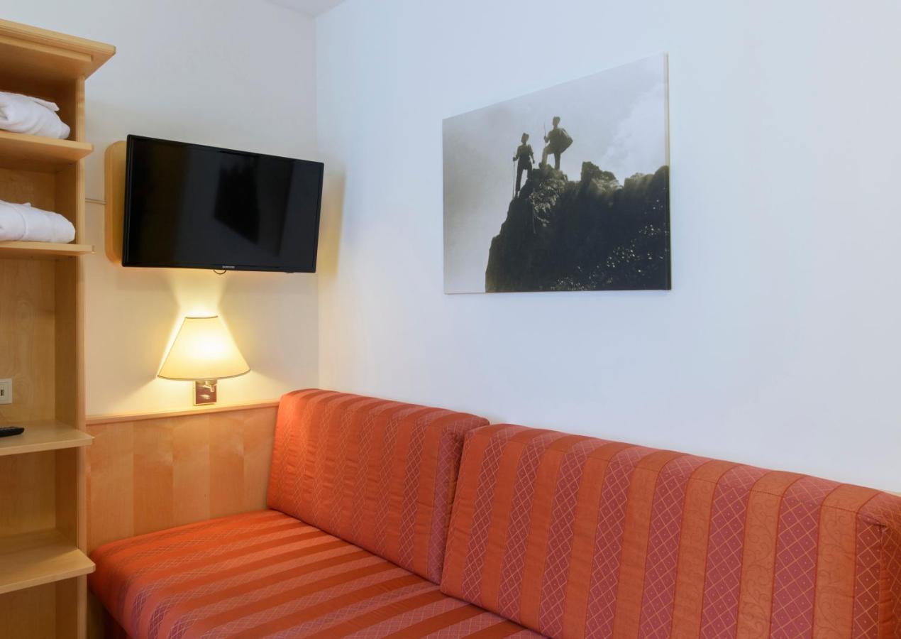 Hotel Silbertal Habitación foto